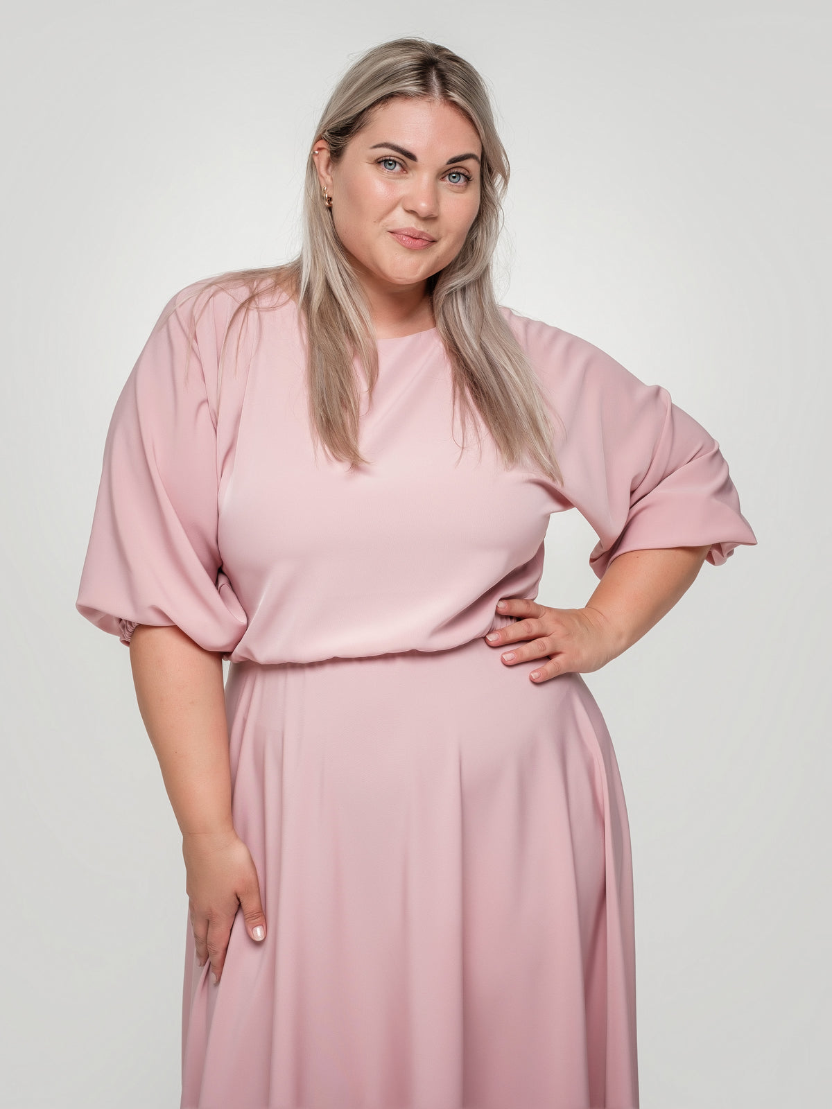 Light Pink Long Dress with Elastic Waist and Kimono Sleeves