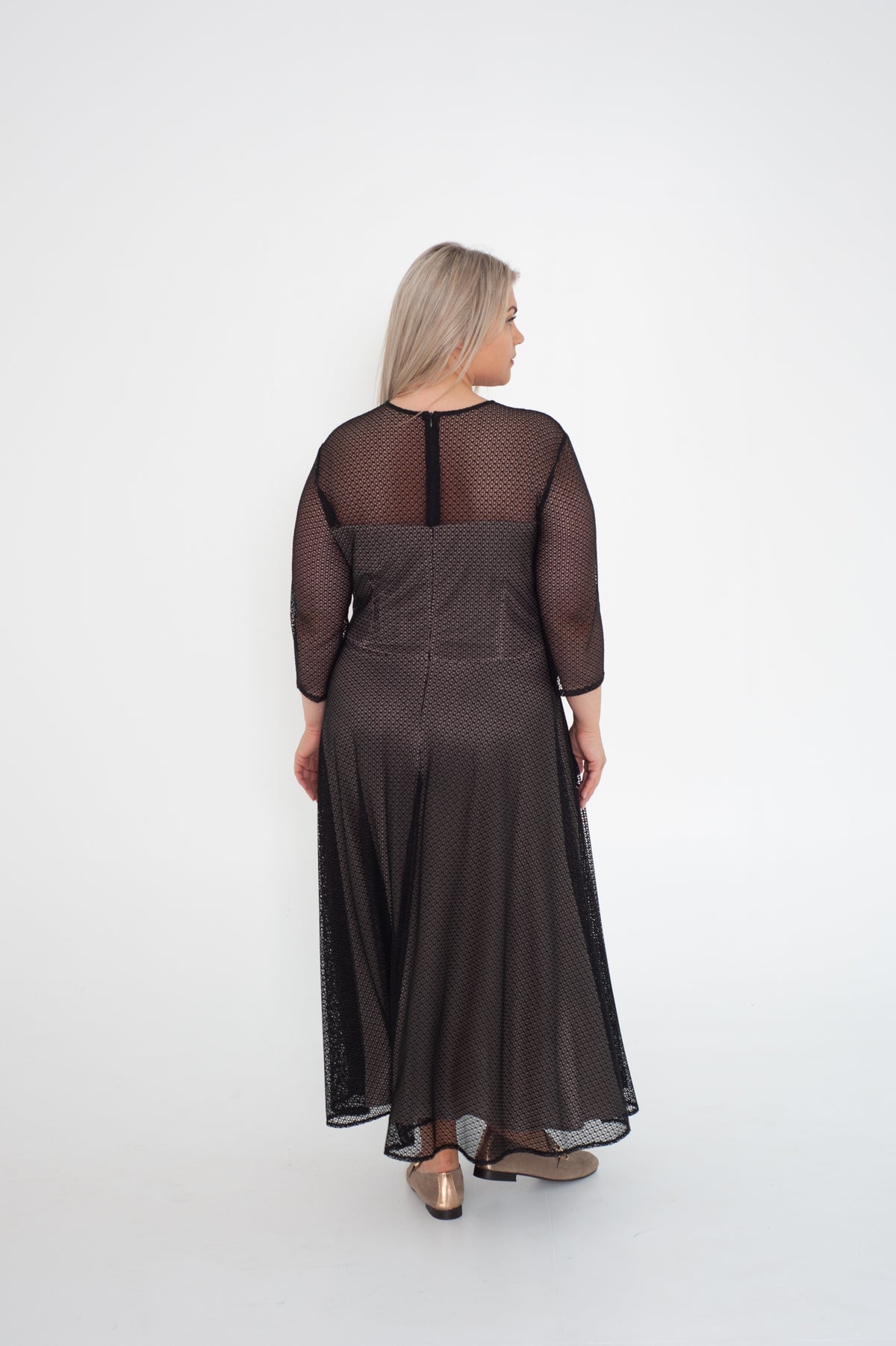 Black midi lace dress with beige lining