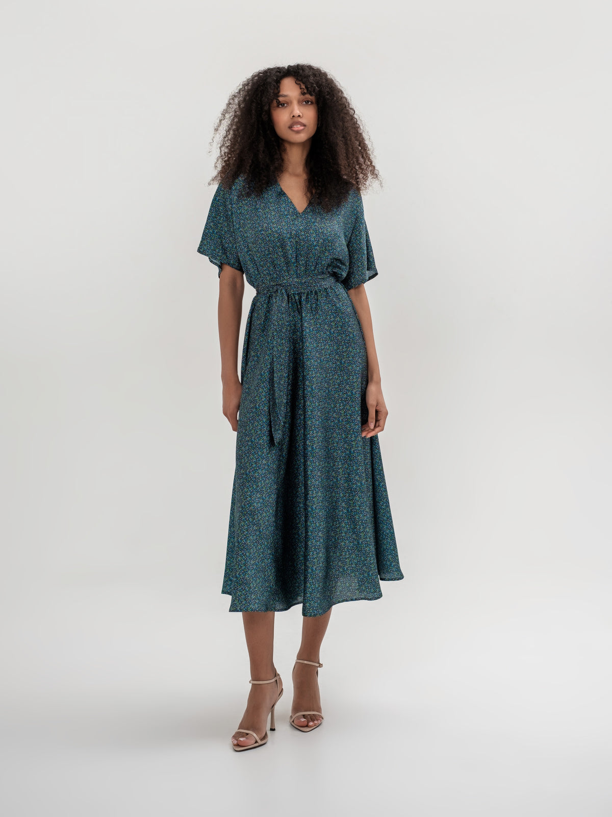Emerald green dress with kimano sleeves V-neck with tie belt