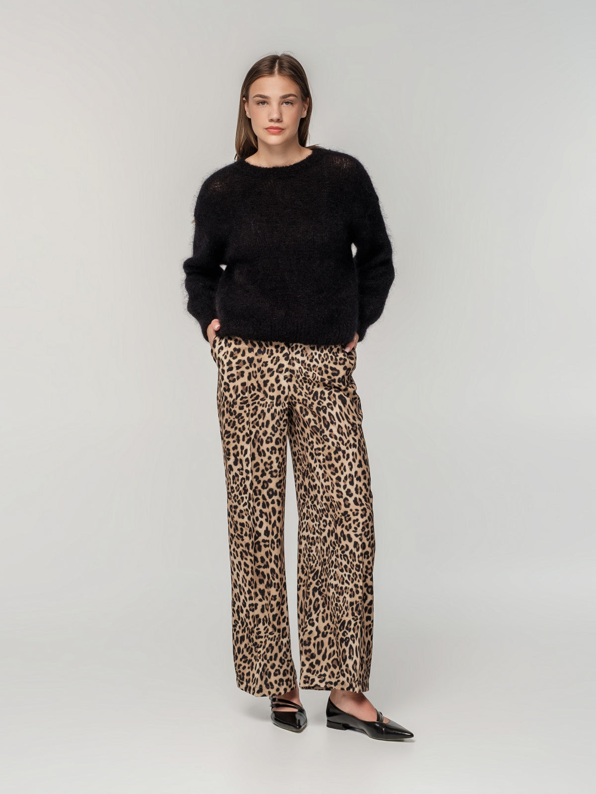 Leoparda raksta platas bikses