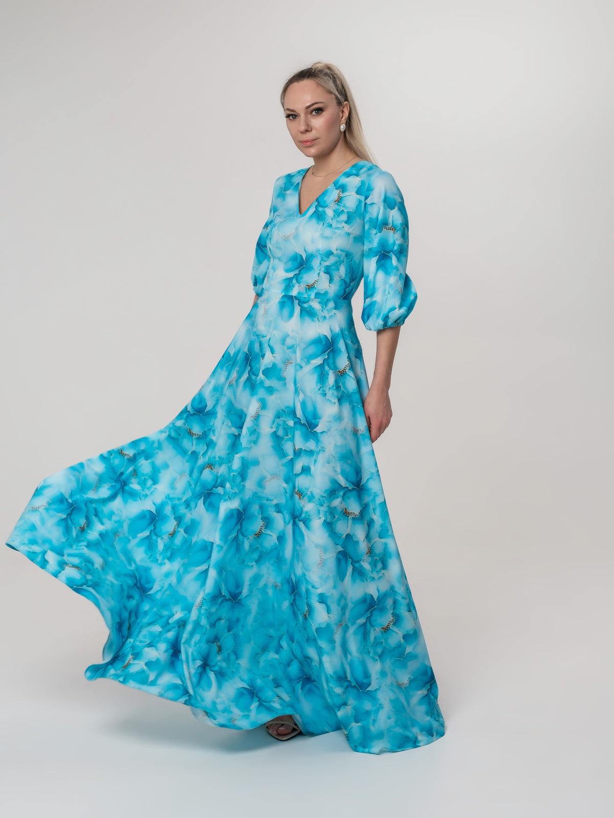 Long light blue dresses with flower pattern, 3/4 Sleeves