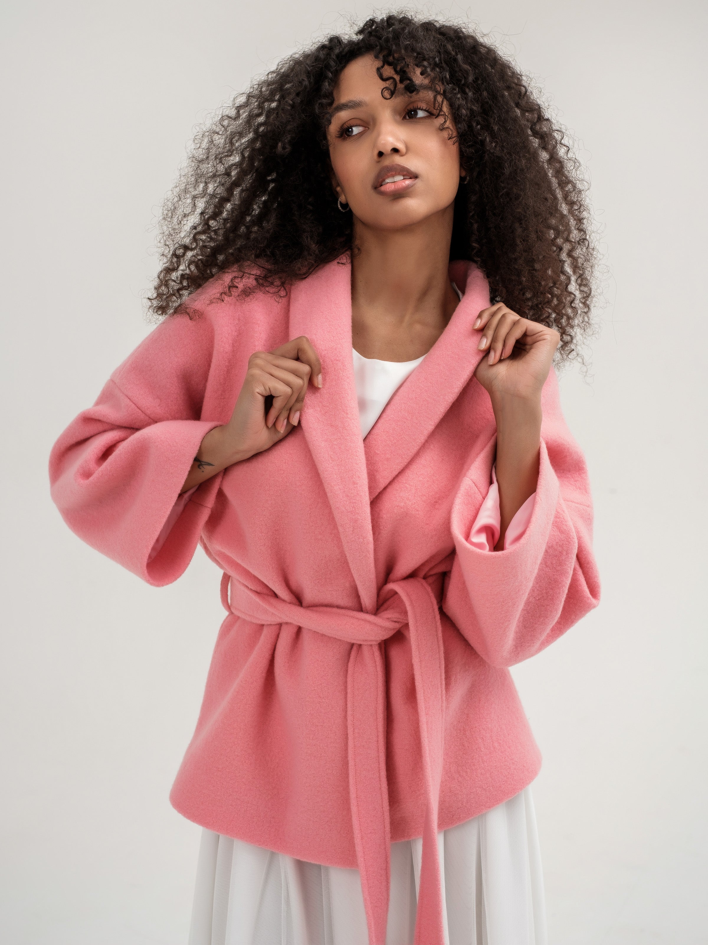 Short wool coral pink coat with belt
