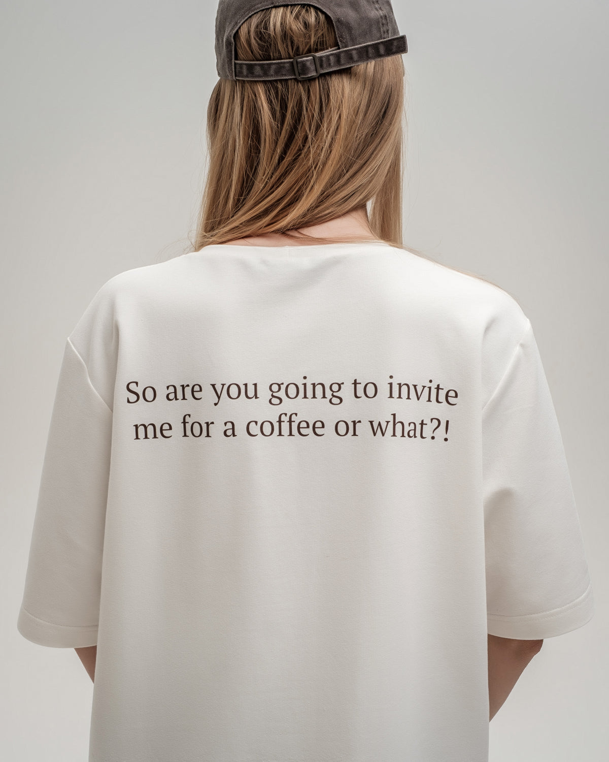 T-krekls ar apdruku "CAPPUCCINO"