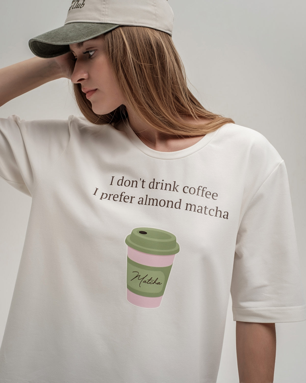 T-krekls ar apdruku "MATCHA"