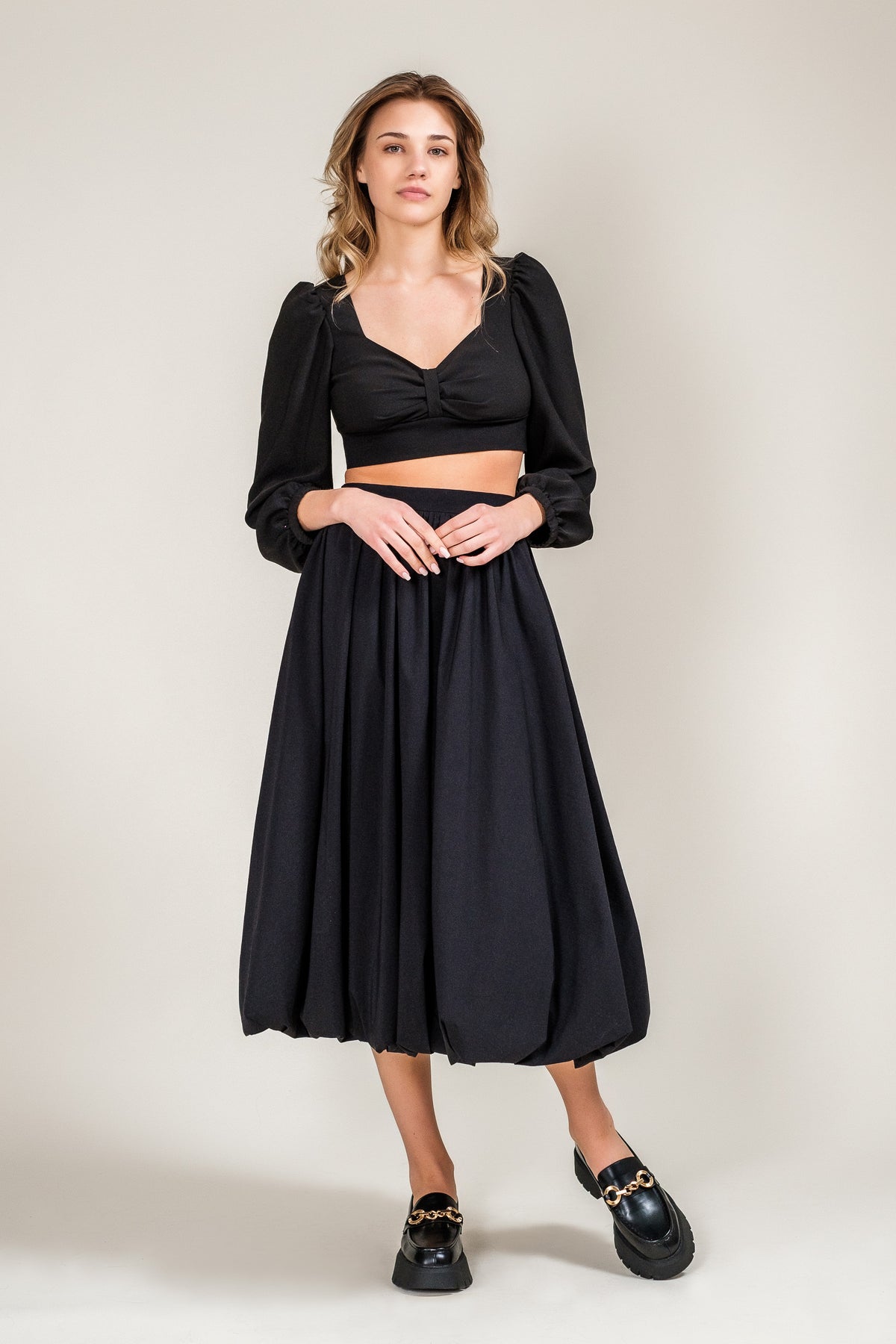 black wide midi skirt 