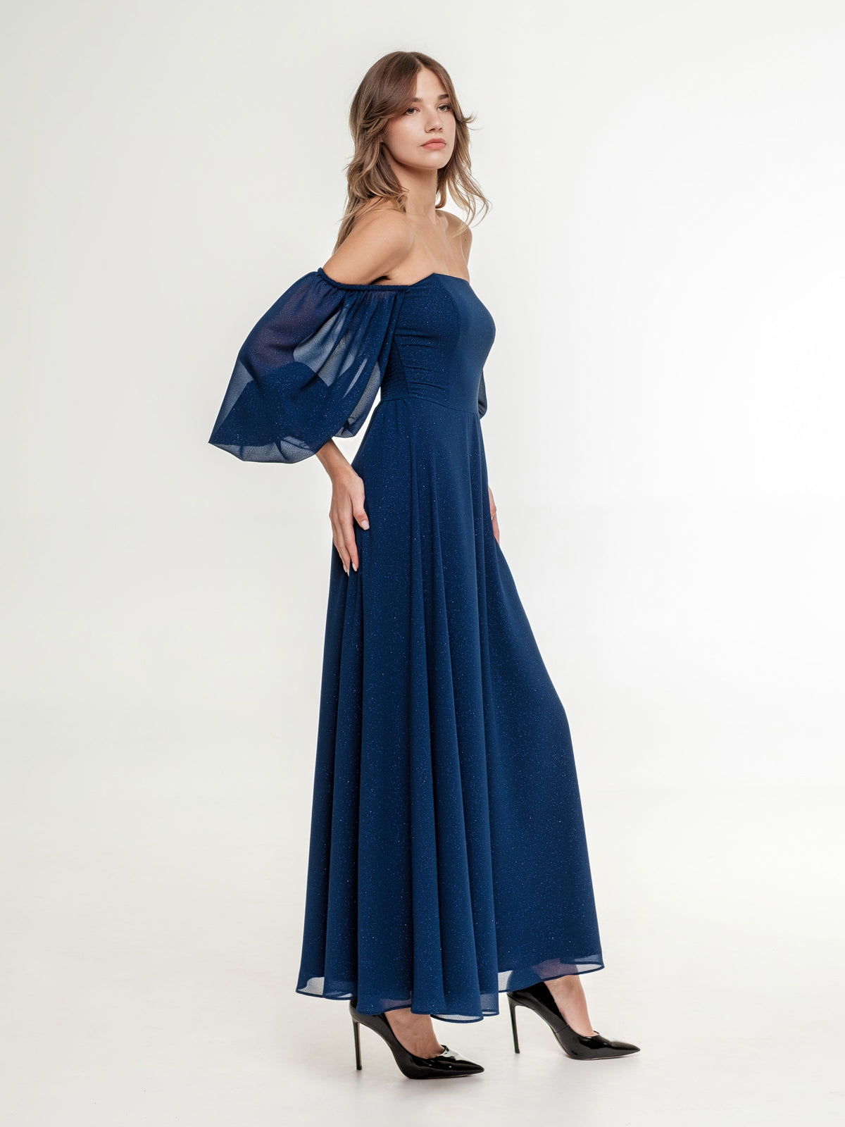 Blue dress with off-shoulder sleeves