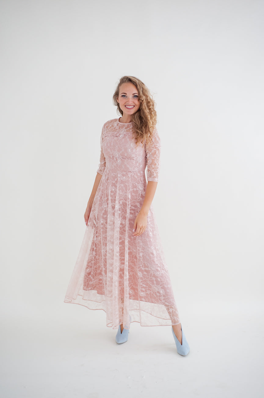 Graceful pink lace overlay long dress with 3/4 sleeves