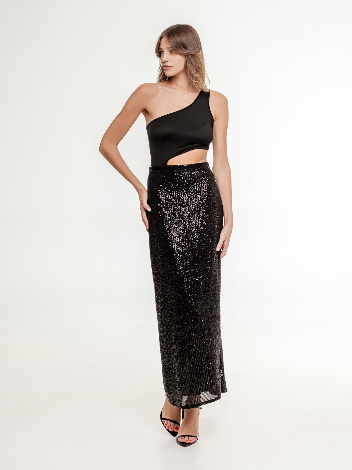 glitter black long skirt view from the front